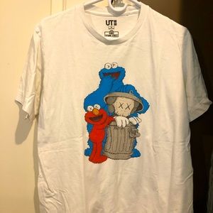 Uniqlo t shirts